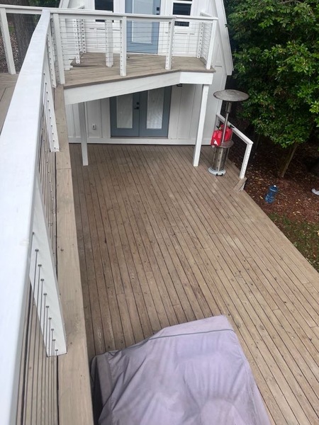 Backyard Lakefront Patio View Thumbnail
