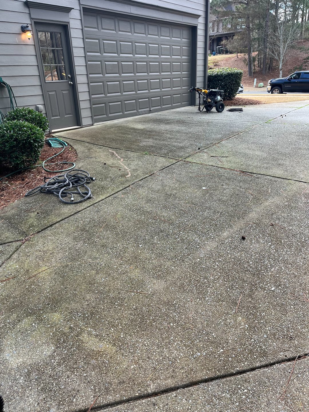 Dirty Driveway Deep Clean