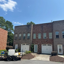 Professional-Townhome-Exterior-Cleaning 2